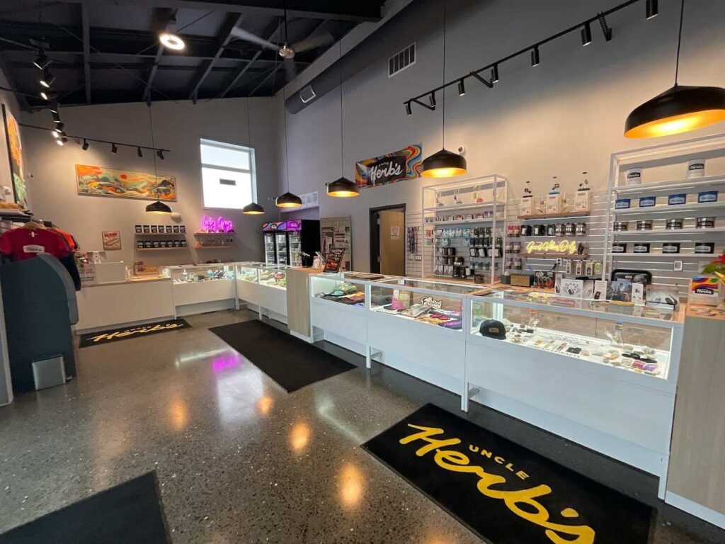 Uncle Herb's Soldotna Interior